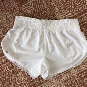 Lululemon shorts size 6